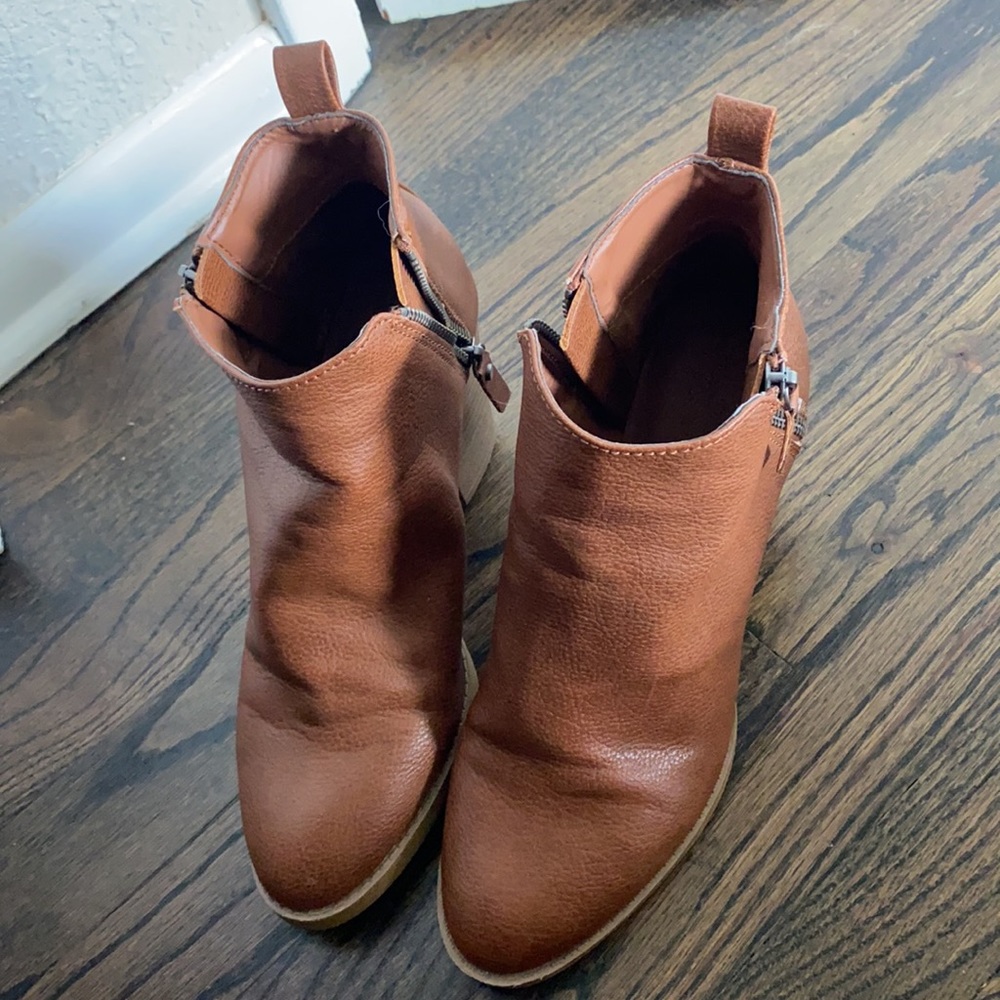 Universal thread booties - Picture 2 of 2